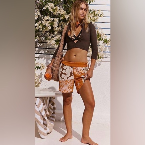 Free People Movement Prime Time Shorts. NWT. - Picture 2 of 5